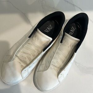 White Zara Sneakers. Missing Shoelaces. Fits size 10 Women